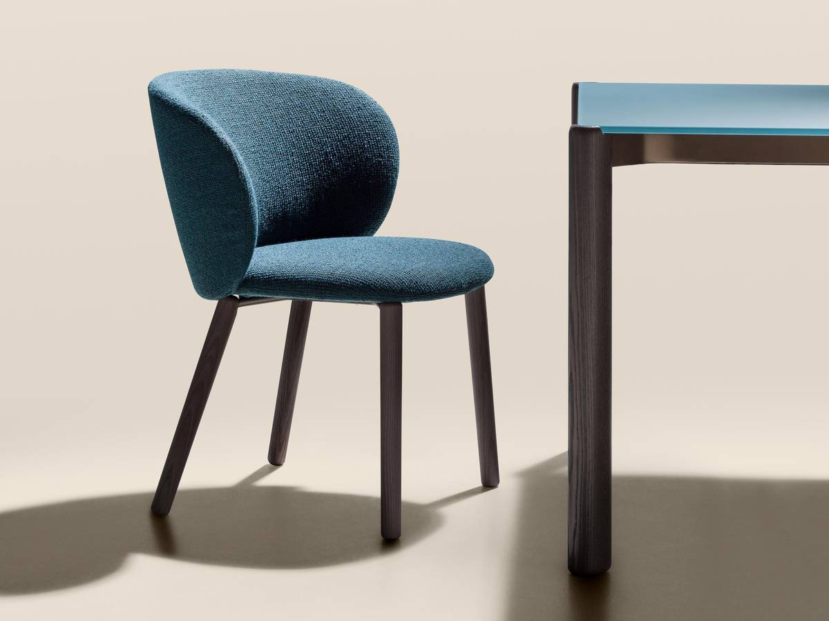 silla con patas de madera | Silla Colombina | LAGO silla con patas de madera | Silla Colombina | LAGO