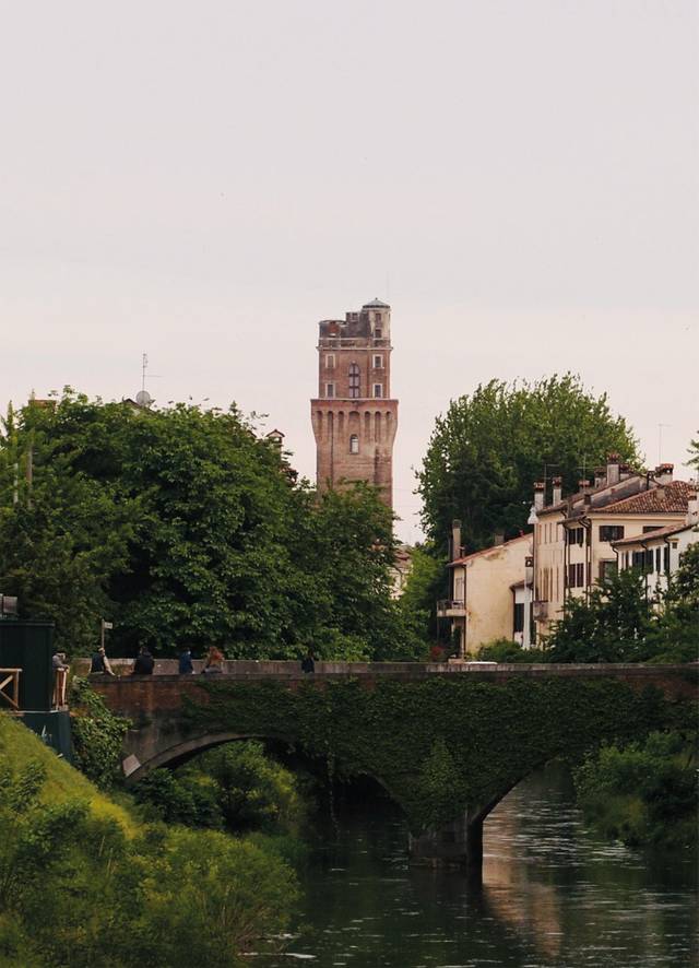 0dee160e-f01a-4254-9d6b-d34be622edcb 0dee160e-f01a-4254-9d6b-d34be622edcb