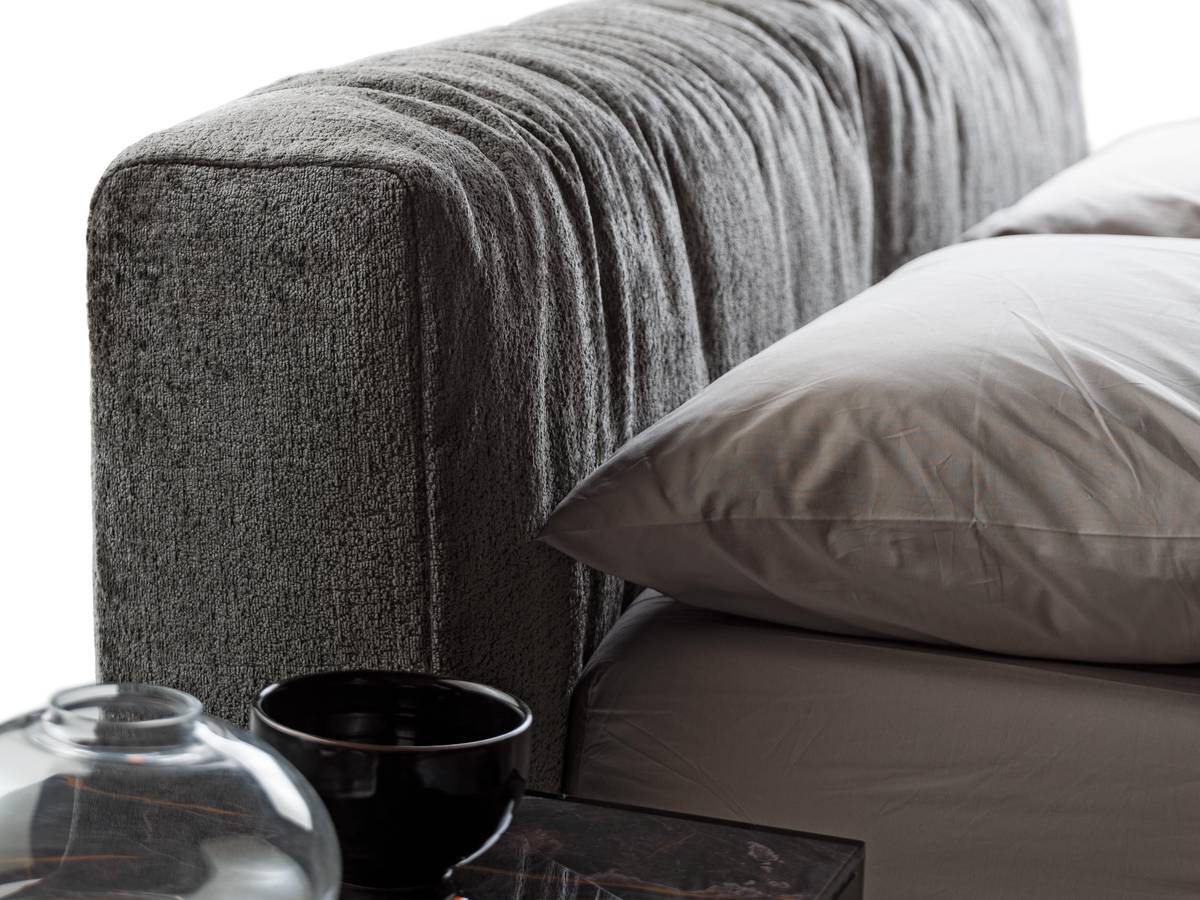testiera morbida grigia letto comodo| Letto Steel Soft | LAGO testiera morbida grigia letto comodo| Letto Steel Soft | LAGO
