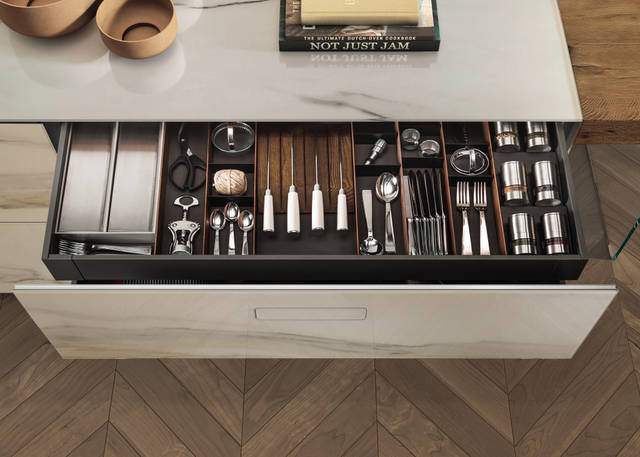 cajón de cocina de gran capacidad con compartimentos interiores | Cocina 36e8 | LAGO cajón de cocina de gran capacidad con compartimentos interiores | Cocina 36e8 | LAGO