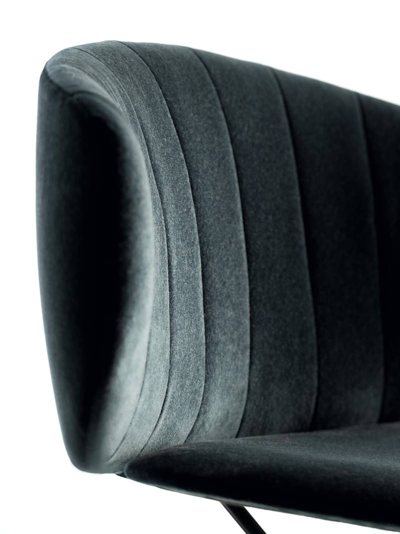 schienale ergonomico sedia moderna | Sedia Ruffle | LAGO