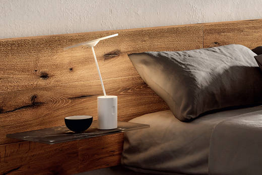 lit suspendu avec tête de lit en bois | Lit Fluttua | LAGO