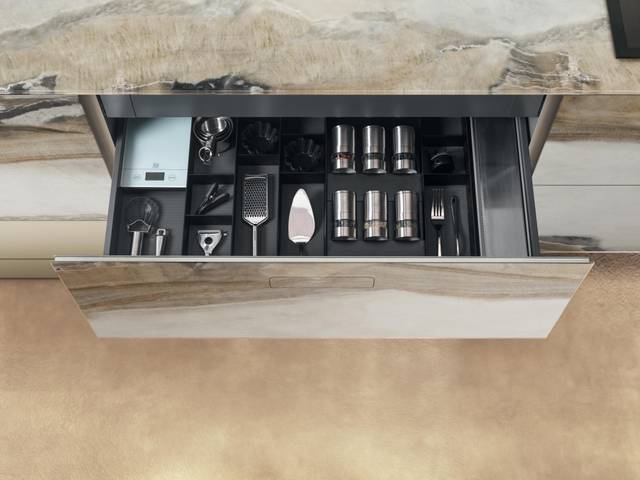 kitchen drawer for utensils | 36e8 Kitchen | LAGO