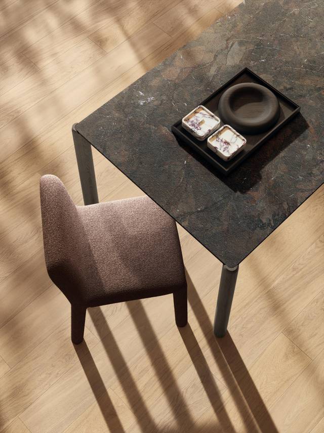 design table with chair | Correr Slim Table | LAGO