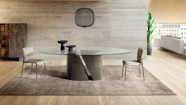 Elegant modern dining room | Wadi Table | LAGO