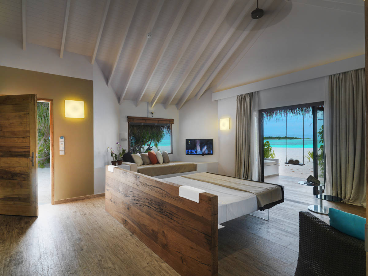 Furnishing for seaside hotels | LAGO Design