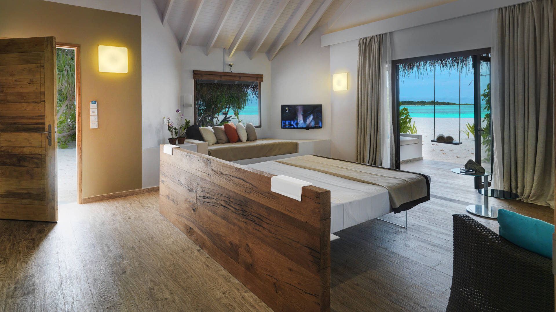 Furnishing for seaside hotels | LAGO Design