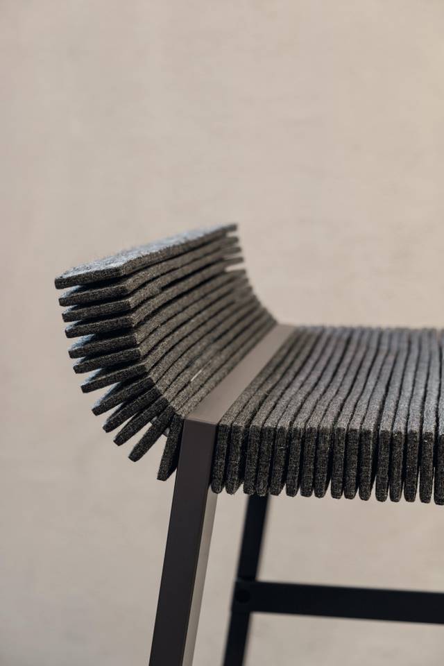 taburete original gris | Tabouret Steps | LAGO taburete original gris | Tabouret Steps | LAGO