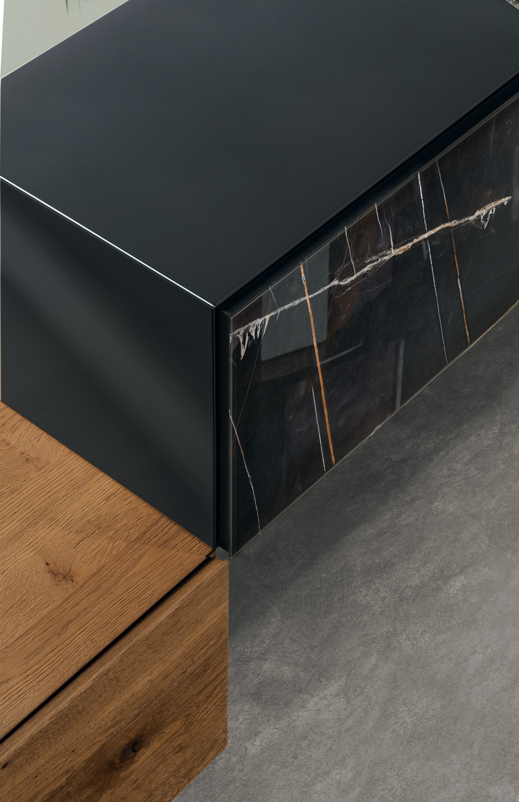 equipped wall detail | 36e8 Wall Unit | LAGO