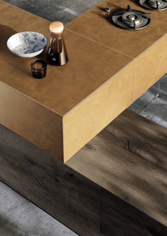 metallic glass and wood | 36e8 Kitchen | LAGO