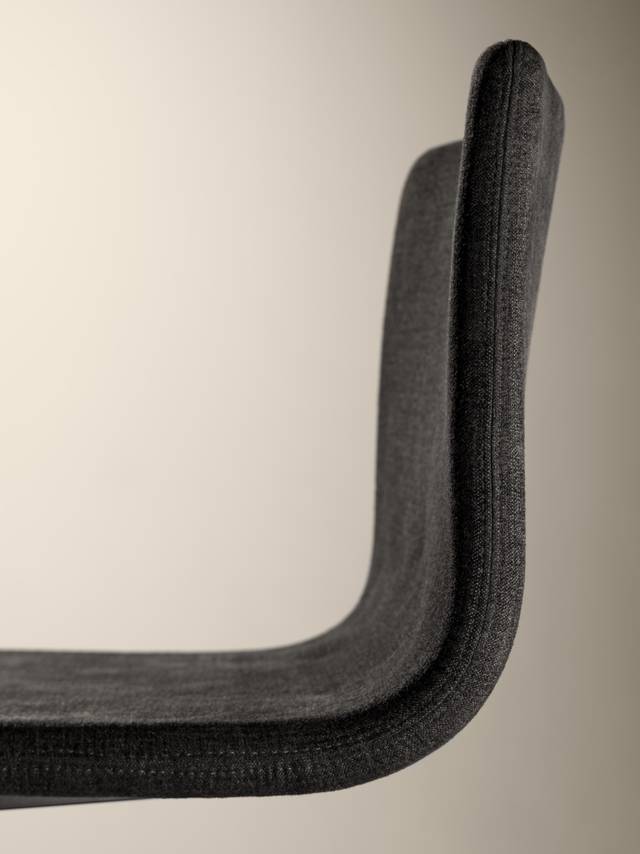 design chair black | Mezz'aria Chair | LAGO