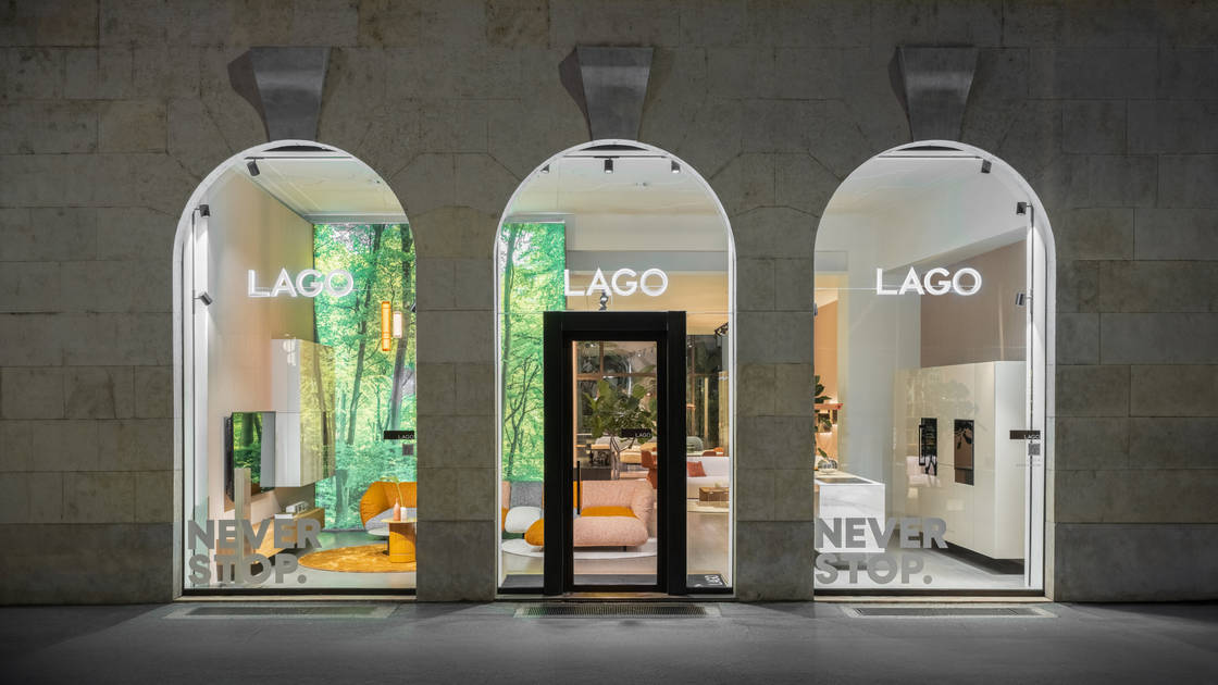 超美品　Dellalo Milano Multidot | Salone del Mobile