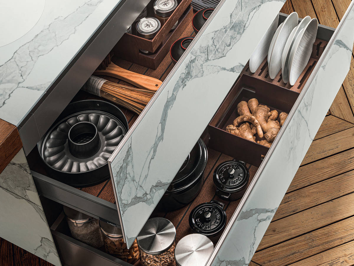 tiroirs cuisine en marbre clair | Cuisine 36e8 Marble XGlass | LAGO