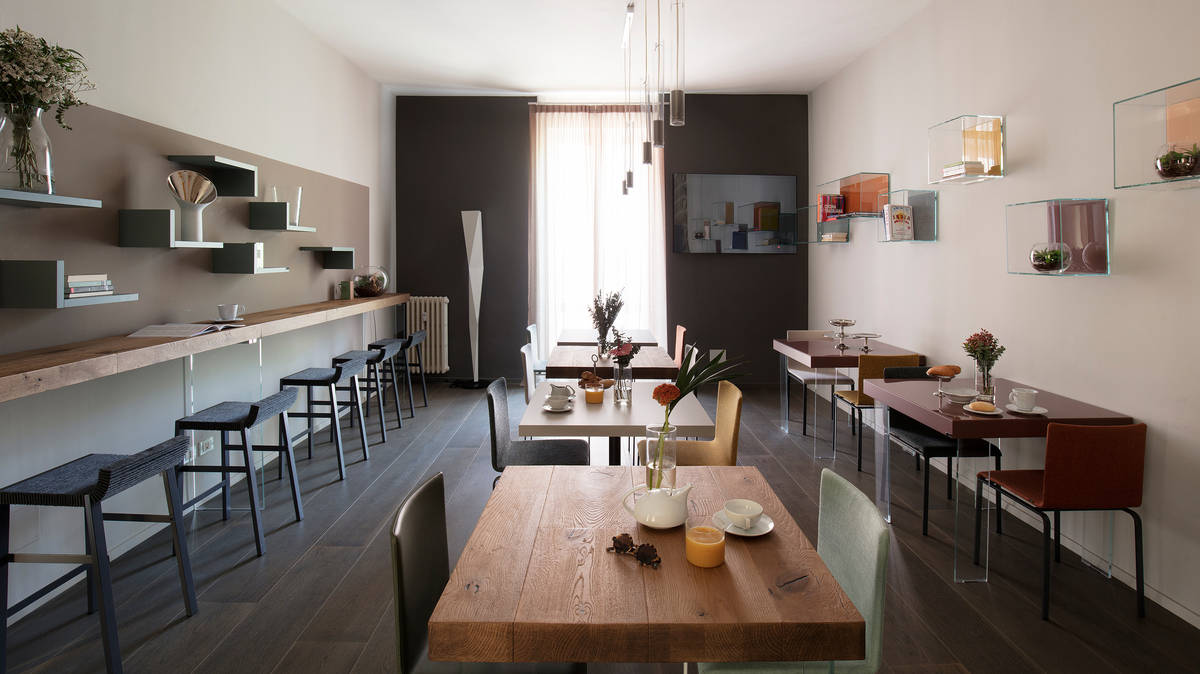 tables et chaises pour bars et restaurants | LAGO Design tables et chaises pour bars et restaurants | LAGO Design