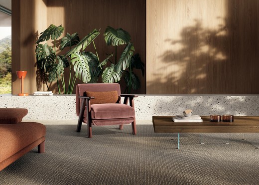 sillón de madera con reposabrazos | Sillón Altana | LAGO