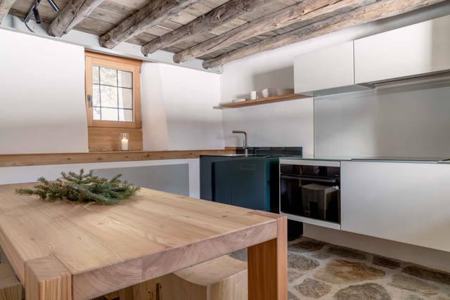 BaitaCaLatrones_Kitchen