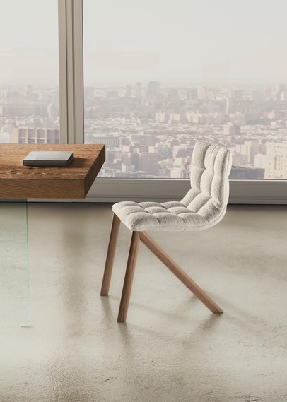 sedia di design con gambe in legno | Sedia Mezz'aria| LAGO
