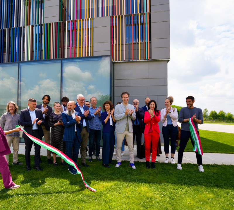 65b94040-4450-4a3b-8abe-72c0e488b4ee