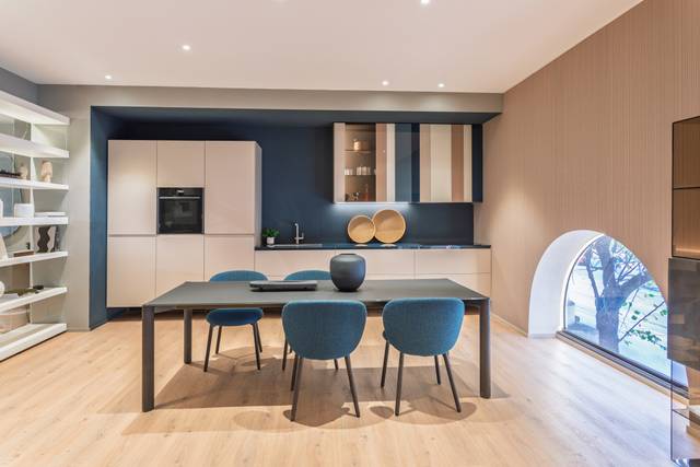 6700d434-b765-4731-b5fb-aa95c68f5ed1