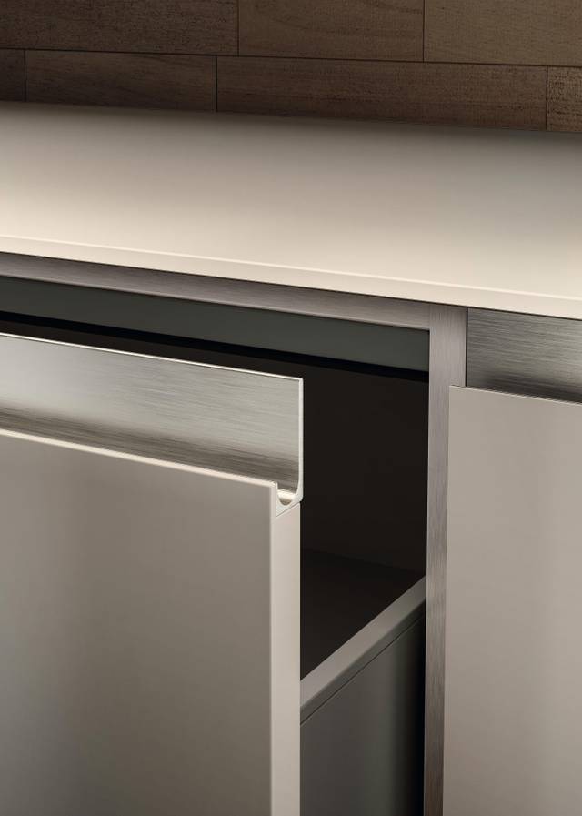 grey modern kitchen throat opening | 36e8 Cut Kitchen | LAGO