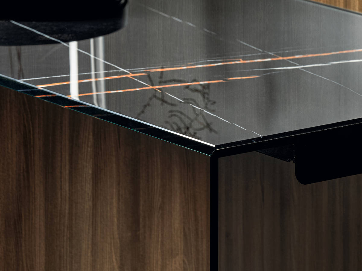 console moderne en verre détail | Console Fine | LAGO console moderne en verre détail | Console Fine | LAGO