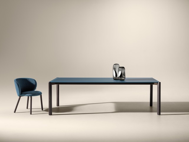 mesa de madera y cristal con tablero slim | Mesa Correr Slim | LAGO