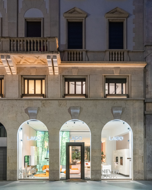 LAGO Flagship Store_Milano_11