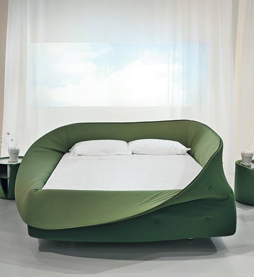 Green fabric bed | Bed Colletto | LAGO