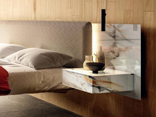 cama suspendida con cabecero de tela y cristal | Cama Fluttua | LAGO cama suspendida con cabecero de tela y cristal | Cama Fluttua | LAGO