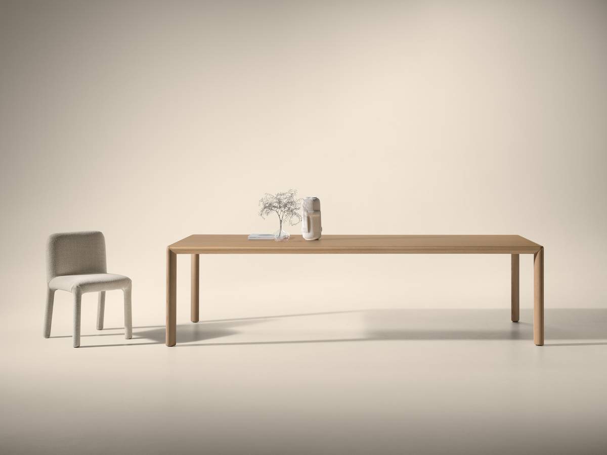dining room table in light wood | Correr Table | LAGO dining room table in light wood | Correr Table | LAGO