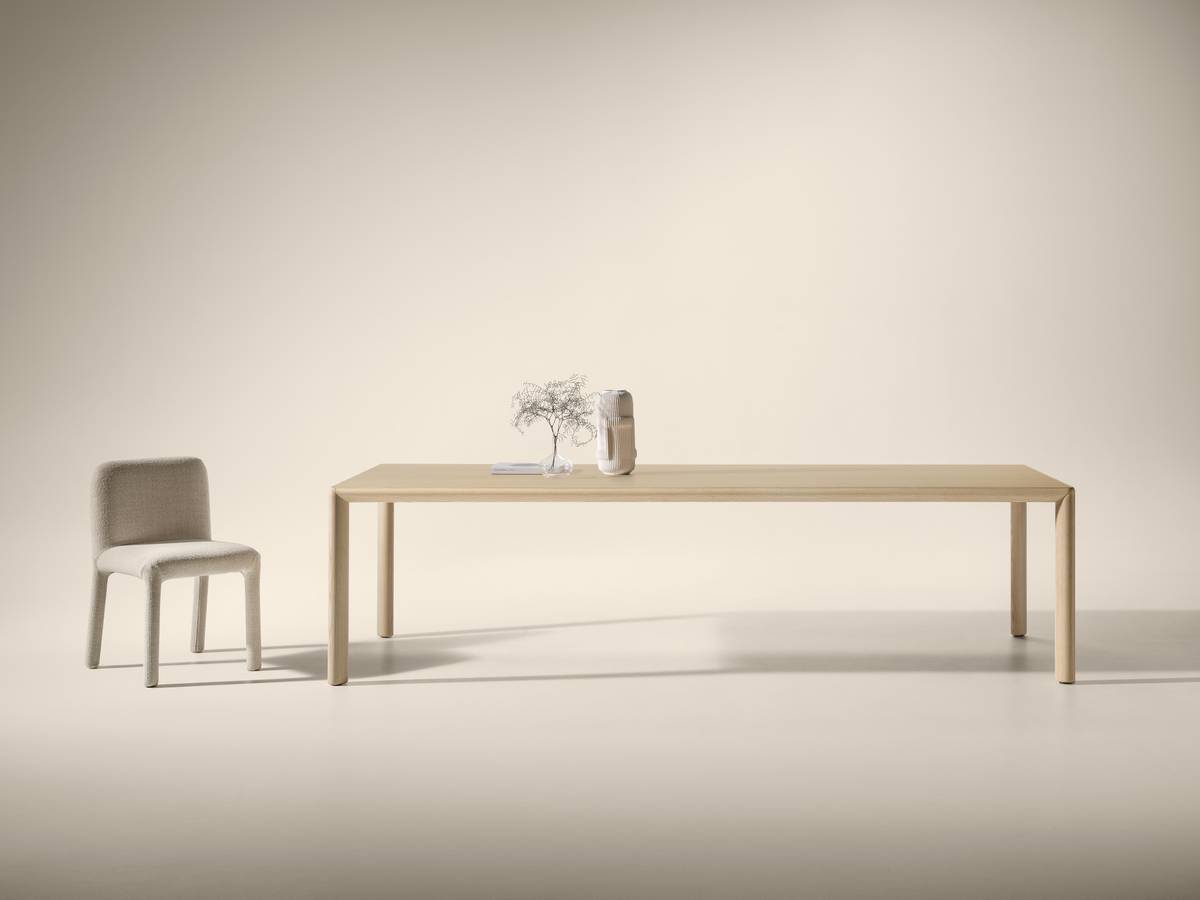 tavolo per sala da pranzo in legno chiaro | Tavolo Correr | LAGO