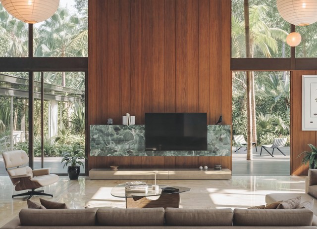 Wall unit with integrated sound – LAGO 36e8 Cinema