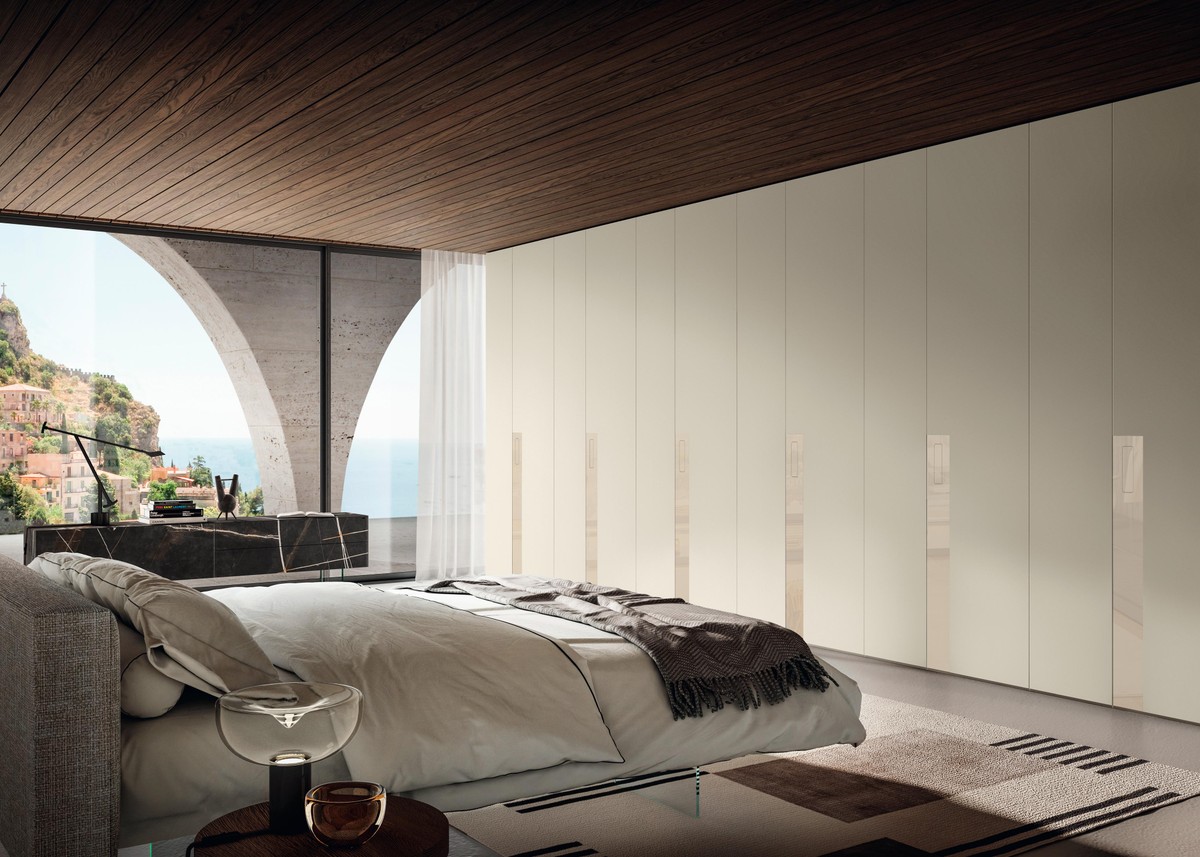 large white bedroom wardrobe | Key Wardrobe | LAGO