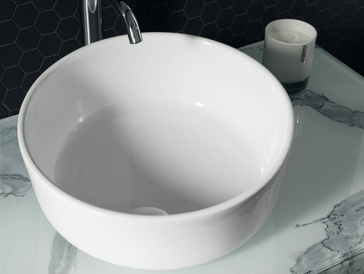 lavabo blanc en céramique | Lavabo Inbilico | LAGO