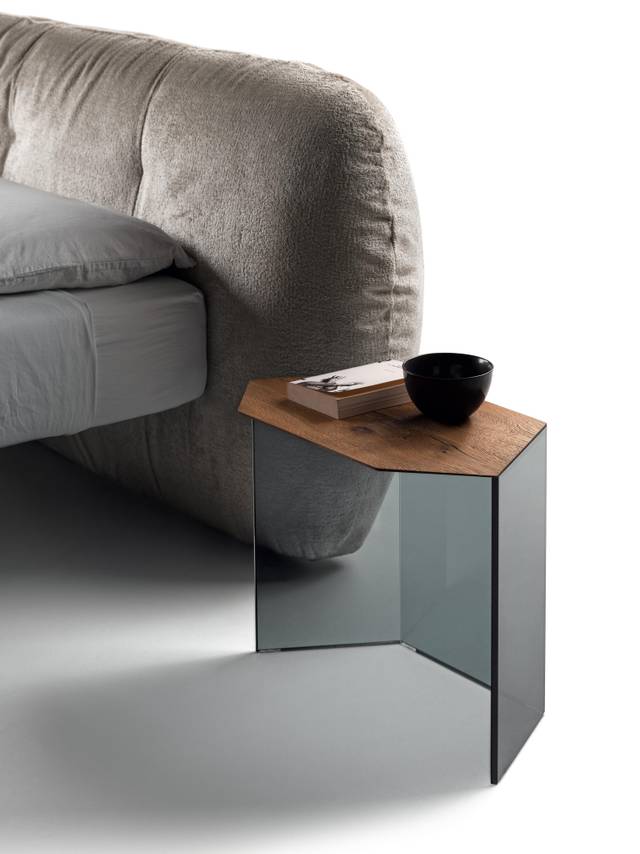 original night table with glass supports | Livre Bedside Table | LAGO