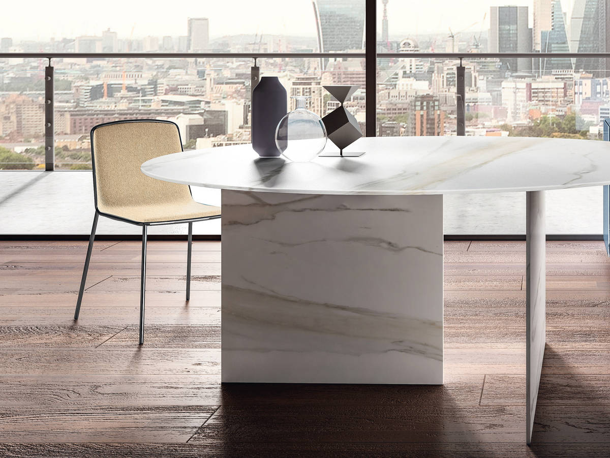 white round dining room table | Stratum Table | LAGO white round dining room table | Stratum Table | LAGO