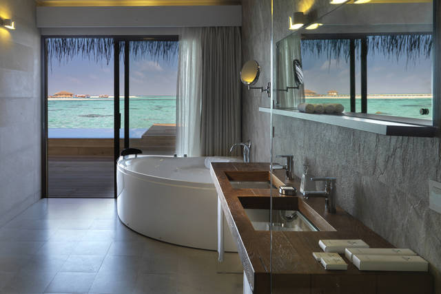 Mobiliario para cuartos de baño de hotel | LAGO Design