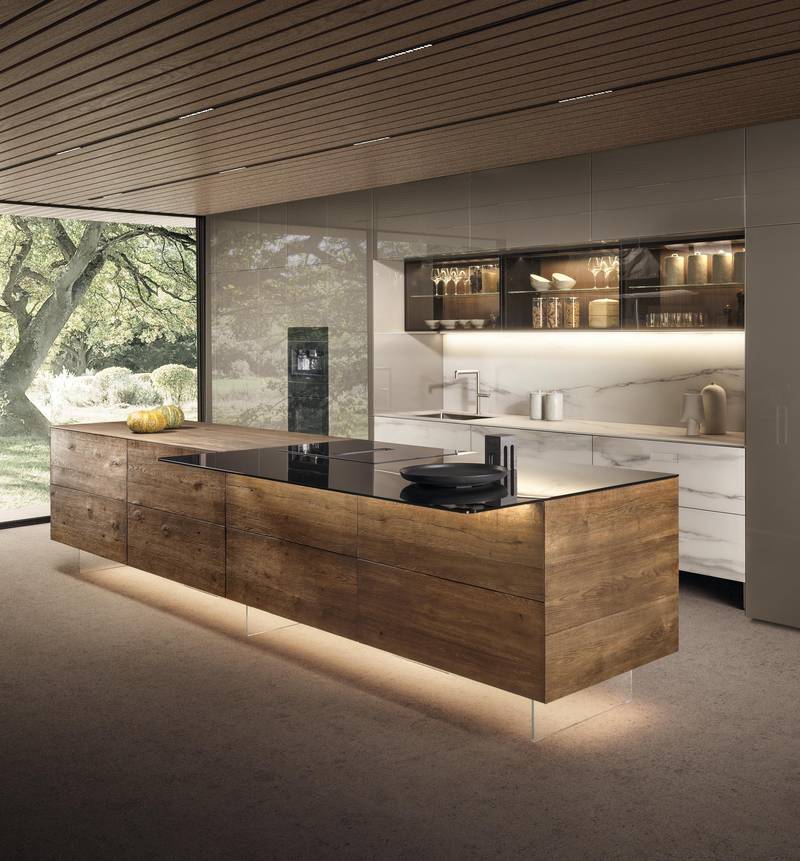 grande cucina con isola sospesa in legno e vetro | Cucina 36e8 | LAGO grande cucina con isola sospesa in legno e vetro | Cucina 36e8 | LAGO