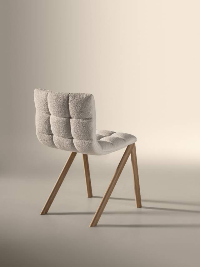 white fabric chair and wooden legs | Mezz'aria Chair | LAGO
