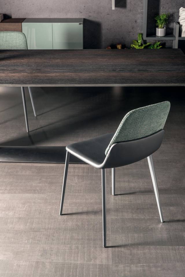 sedia elegante in pelle e tessuto | Sedia Ermes | LAGO sedia elegante in pelle e tessuto | Sedia Ermes | LAGO