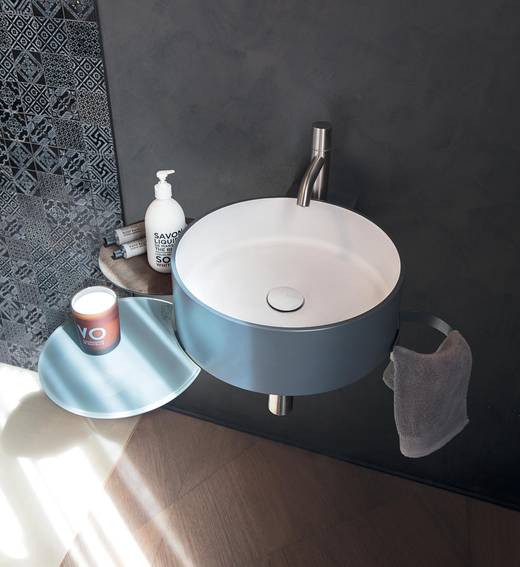 floating wall-mounted bathroom washbasin