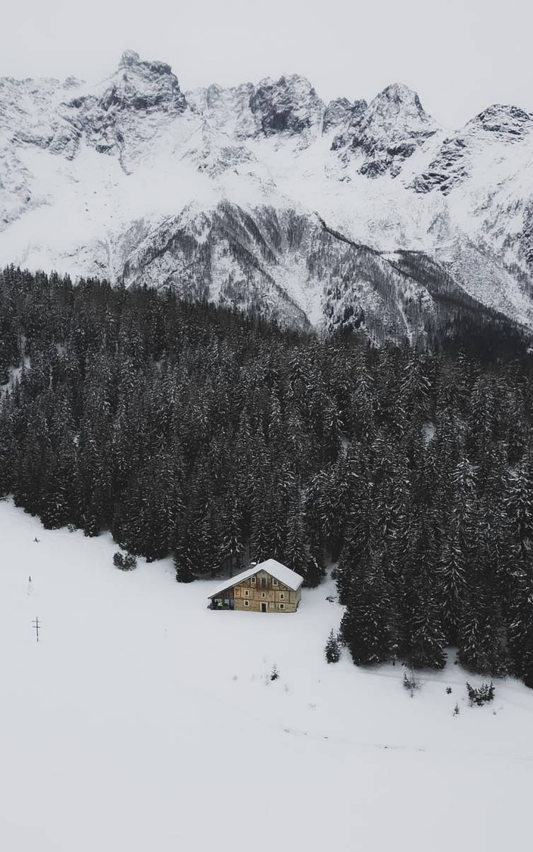 calatrones-luxury-chalet-snow-italy calatrones-luxury-chalet-snow-italy