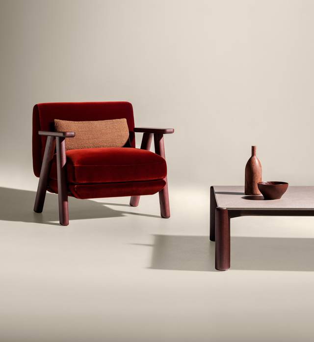 sillón de madera y tela | Sillón Altana | LAGO