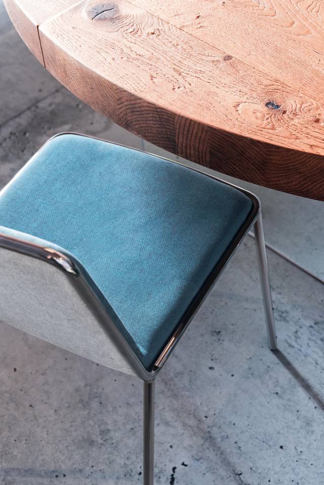 chaise moderne en tissu | Chaise Pletra | LAGO