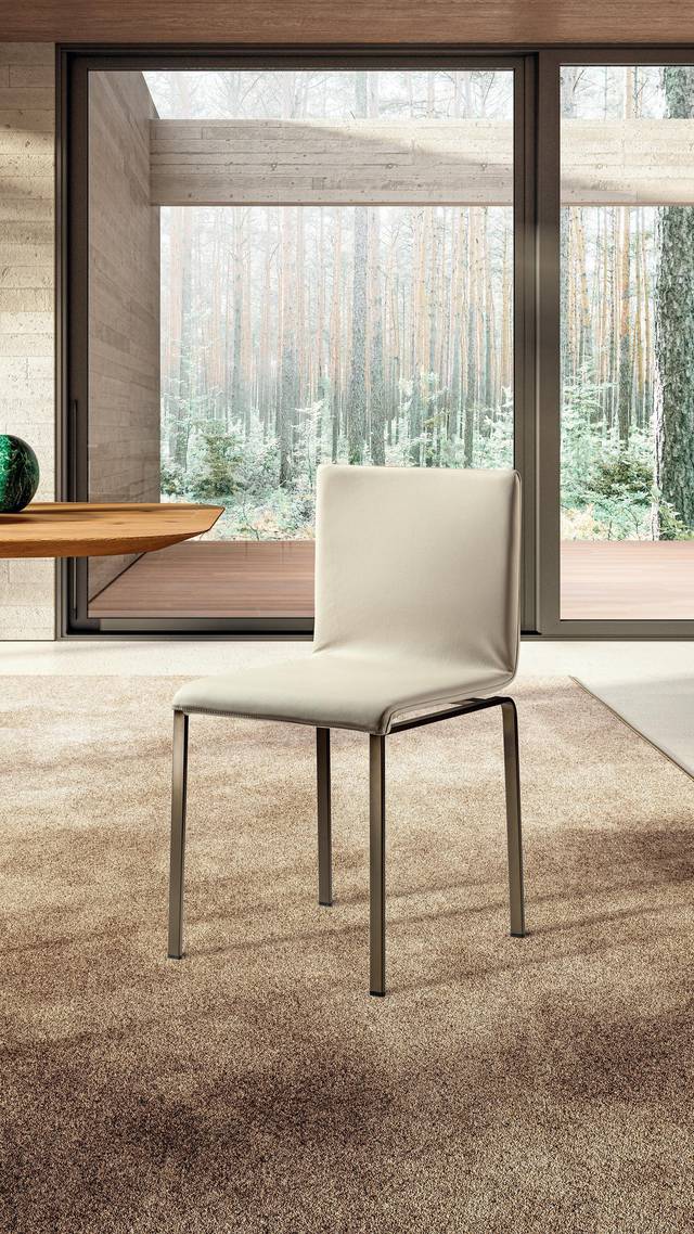 Silla tapizada en piel | Silla Dangla | LAGO Silla tapizada en piel | Silla Dangla | LAGO