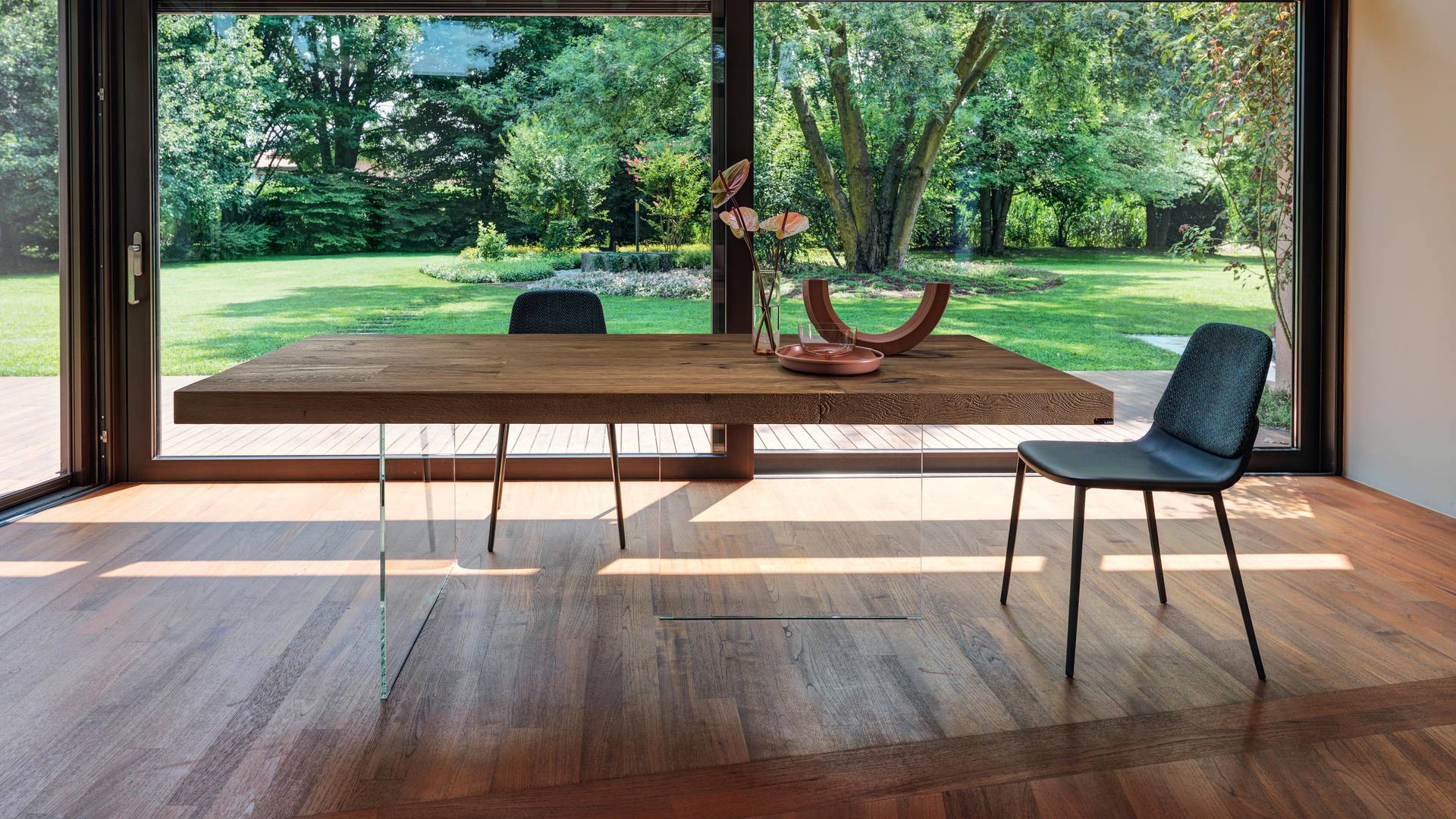 table suspendue en bois et verre | Table Air | LAGO table suspendue en bois et verre | Table Air | LAGO