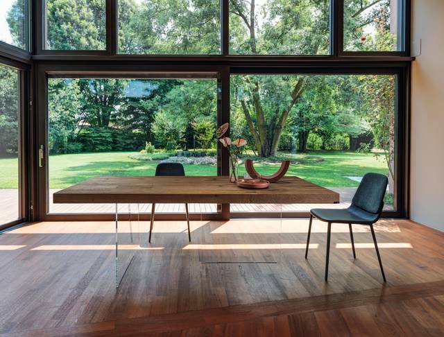 mesa suspendida en madera y cristal | Mesa Air | LAGO