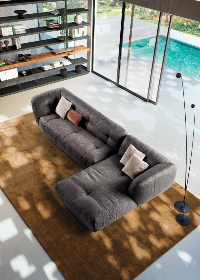 divano angolare marrone in tessuto per salotto | Divano Happening | LAGO