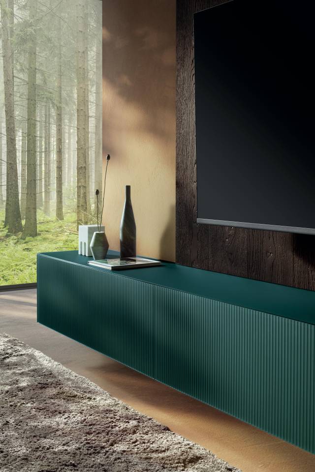 mobile sospeso a muro in vetro verde | Parete Attrezzata Materia | LAGO