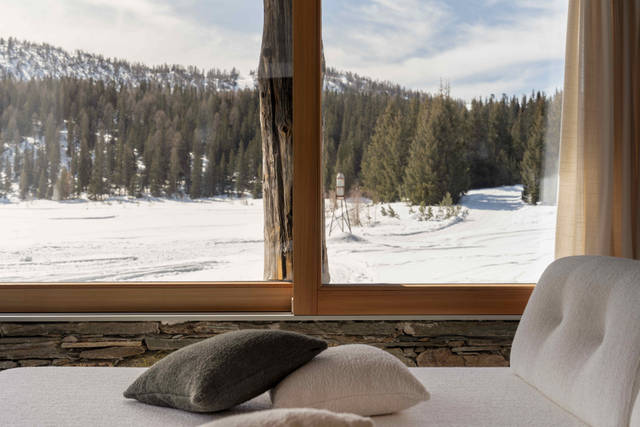 f679859f-e164-4e62-8ea3-b4dddc4698bb f679859f-e164-4e62-8ea3-b4dddc4698bb